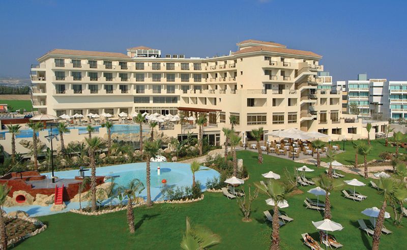 Aquamare Beach Hotel & Spa Paphos Exterior photo