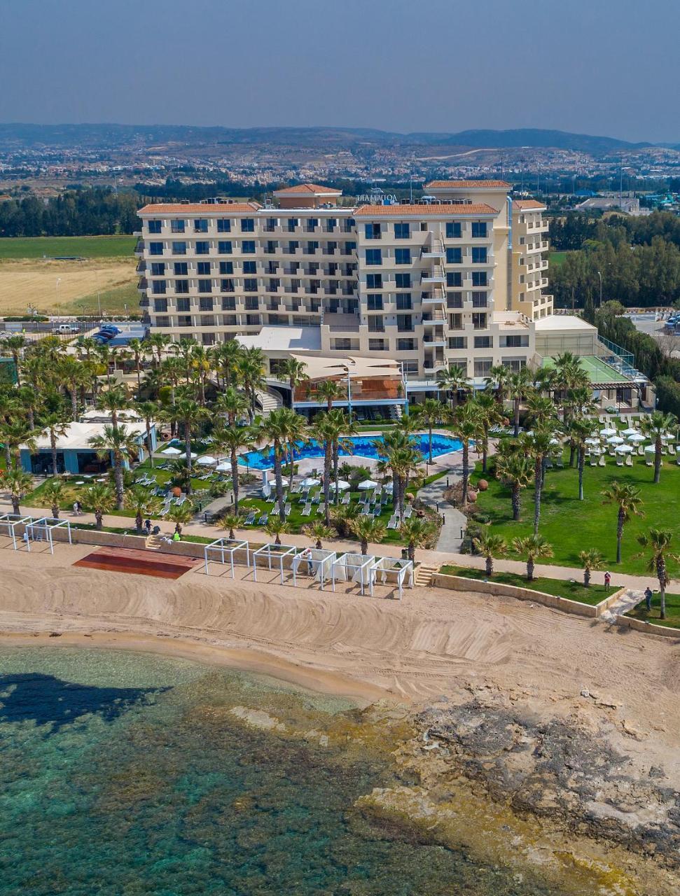 Aquamare Beach Hotel & Spa Paphos Exterior photo